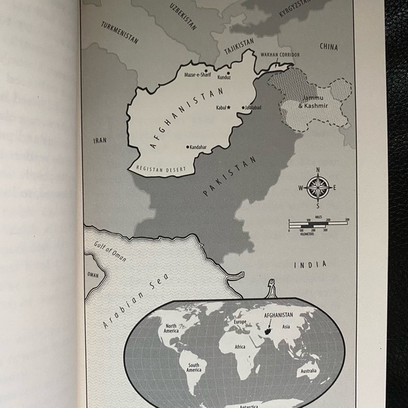 📘New-The Breadwinner Novel - Picture 3 of 5